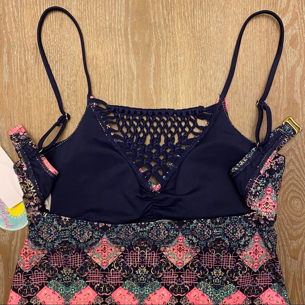 ISLAND SOUL Macrame High Navy Metallic Tankini Top - Picture 10 of 13